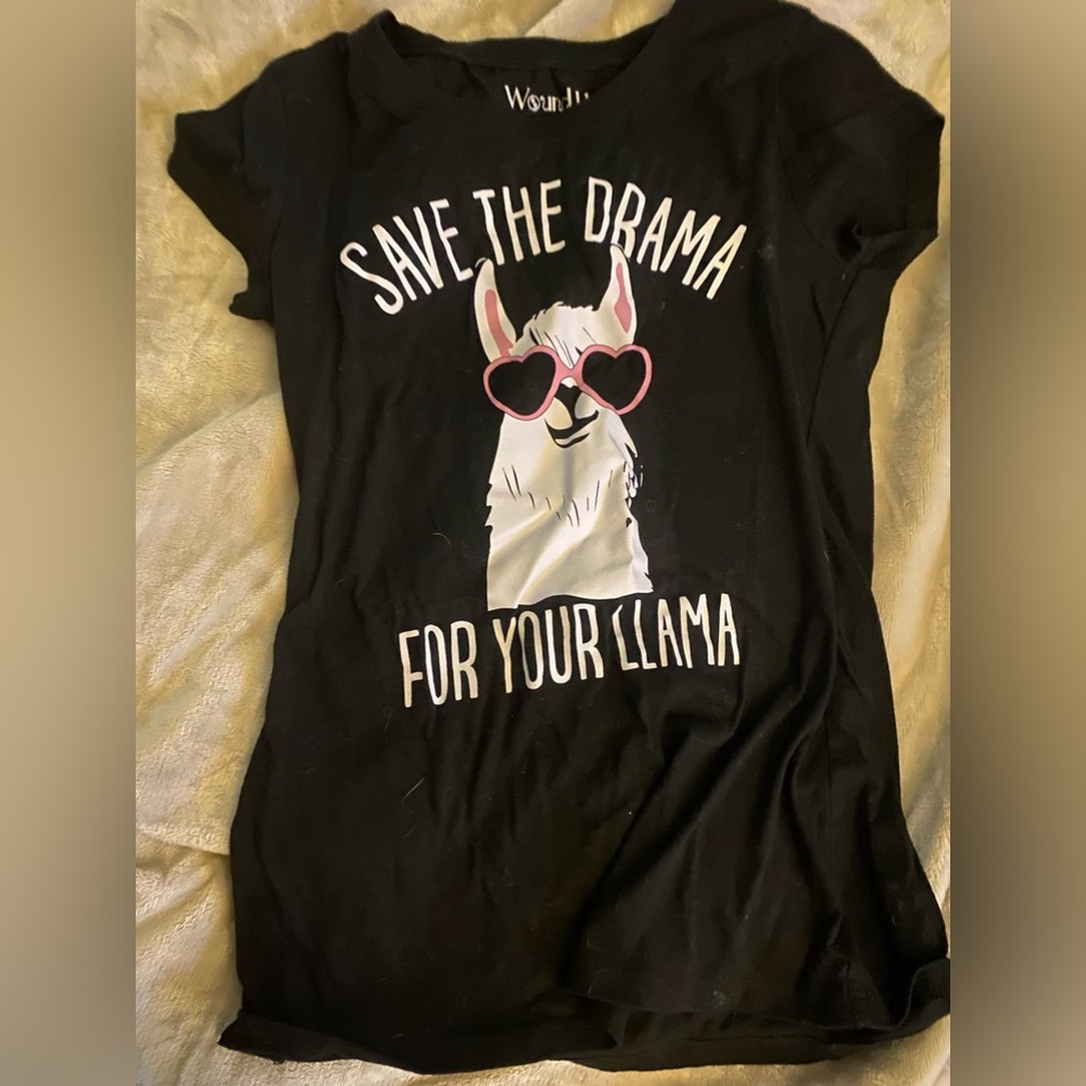 EUC- Medium 7-9 wound up printed Tee